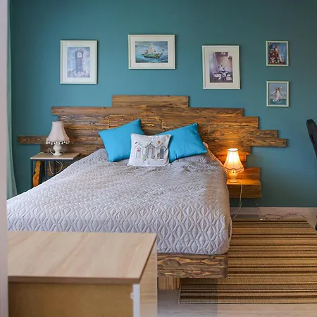 Designer Apartment Roja